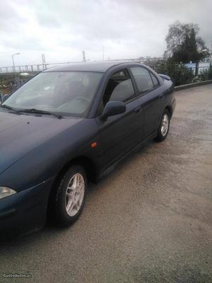 Mitsubishi Carisma 1.9td Setembro/98 - à venda - Ligeiros