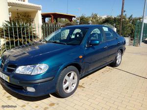 Nissan Almera Qx Outubro/01 - à venda - Ligeiros