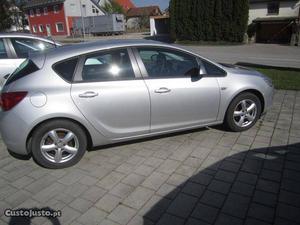 Opel Astra 1.4 - BEM ESTIMADO Dezembro/10 - à venda -