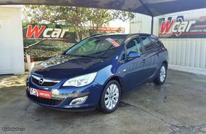 Opel Astra 1.7 CDTI COSMO Setembro/11 - à venda - Ligeiros