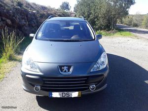 Peugeot SW 1.6HDI C/GPS Março/07 - à venda -