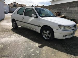 Peugeot d Dezembro/95 - à venda - Ligeiros