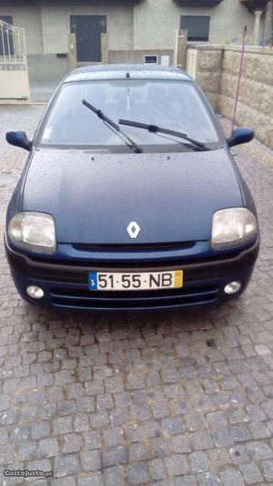 Renault Clio 1.9d Março/99 - à venda - Ligeiros