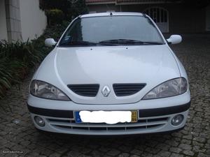 Renault Mégane 1.9DCI100cv Abril/01 - à venda - Comerciais