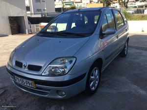 Renault Scénic v RXE Março/00 - à venda - Ligeiros