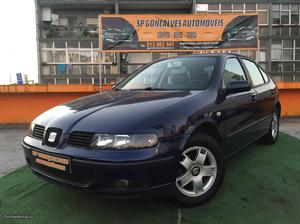 Seat Leon v+AC+(65E MES) Fevereiro/01 - à venda -