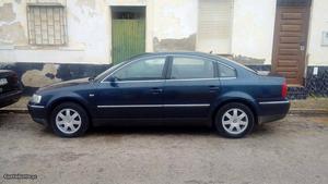 VW Passat B3 Confortline Setembro/97 - à venda - Ligeiros