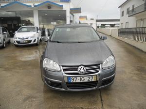  Volkswagen Jetta 1.6 TDi Confortline (105cv) (4p)