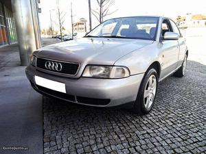 Audi A4 1.9TDI Fiavel Novembro/97 - à venda - Ligeiros