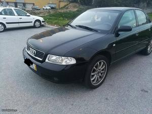 Audi A4 B tdi pd115 Fevereiro/00 - à venda - Ligeiros