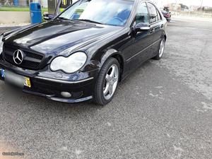 Mercedes-Benz C 270 AMG Junho/02 - à venda - Ligeiros