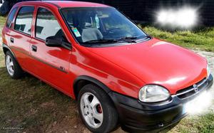 Opel Corsa  Dezembro/96 - à venda - Ligeiros