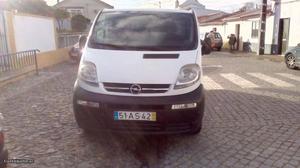 Opel Vivaro Troco Janeiro/06 - à venda - Ligeiros