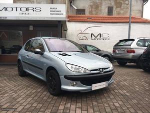 Peugeot 206 XT Diesel Abril/99 - à venda - Ligeiros