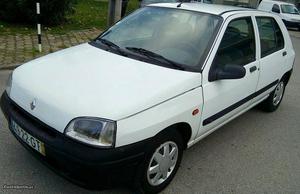 Renault Clio 1.2 muito bom Maio/96 - à venda - Ligeiros