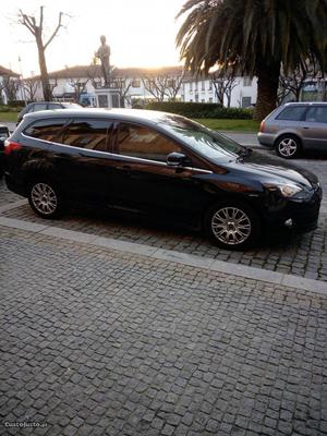 Ford Focus SW Titanium Janeiro/14 - à venda - Ligeiros