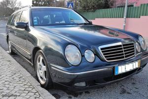 Mercedes-Benz E 270 Avantgarde Fevereiro/00 - à venda -
