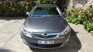 Opel Astra Cosmo cc Abril/10 - à venda - Ligeiros
