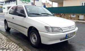Peugeot 306 XAd 1.9D Janeiro/96 - à venda - Comerciais /