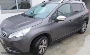 Peugeot  HDi Style 100CV Dezembro/16 - à venda -