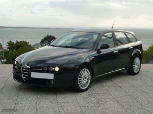 Alfa Romeo 159 SW 1.9 JTD 16V Abril/07 - à venda - Ligeiros