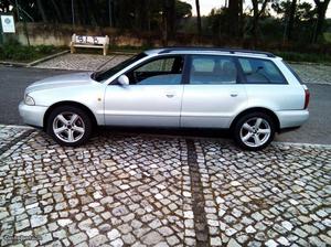 Audi A4 Avant sport b5 Dezembro/97 - à venda - Ligeiros