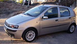 Fiat Punto HLX V + AC Novembro/01 - à venda -