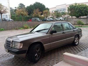 Mercedes-Benz D Março/89 - à venda - Ligeiros