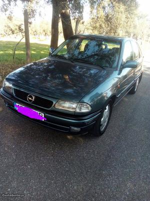 Opel Astra 14cc 16v 90cv 97 Julho/97 - à venda - Ligeiros