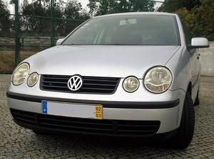 VW Polo Com  Km reais Março/02 - à venda - Ligeiros