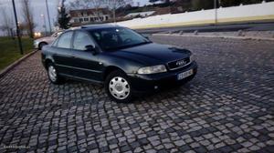 Audi A4 1.6 ambiente Julho/99 - à venda - Ligeiros