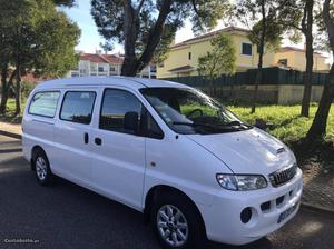 Hyundai H-1 6 lugares Outubro/05 - à venda - Ligeiros