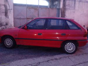 Opel Astra 17d Setembro/93 - à venda - Ligeiros