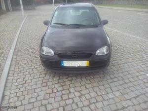 Opel Corsa 1.5 TD Sport Janeiro/98 - à venda - Ligeiros