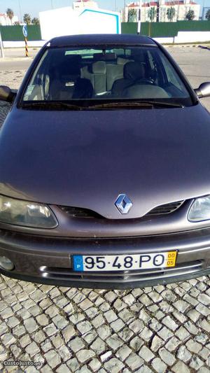 Renault Laguna luxo Maio/00 - à venda - Ligeiros