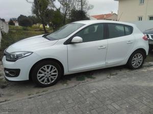 Renault Mégane Zen 110 cv  Julho/14 - à venda -