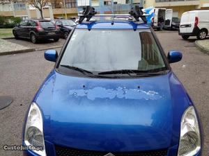 Suzuki Swift DDS Dezembro/05 - à venda - Ligeiros