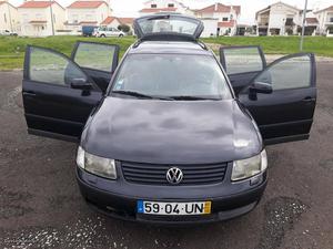 VW Passat 1.9 TDI 110 CV Outubro/97 - à venda - Ligeiros