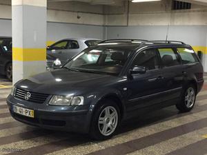 VW Passat variant 1.9 tdi 115cv Janeiro/00 - à venda -