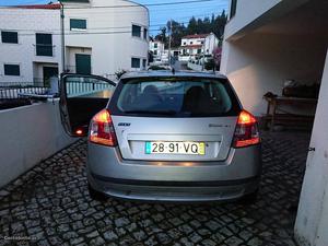 Fiat Stilo 1.3 sport Setembro/03 - à venda - Ligeiros