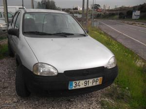 Opel Corsa  v Dezembro/00 - à venda - Ligeiros