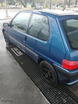 Peugeot 106 Xr Julho/96 - à venda - Ligeiros Passageiros,