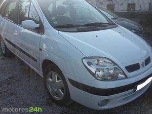 Renault Scénic 1.9 dCi Expression