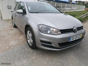 VW Golf 1.6 Tdi Bluemotion Janeiro/14 - à venda - Ligeiros