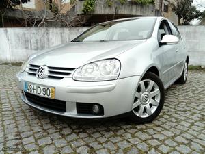 VW Golf 2.0 TDI Junho/04 - à venda - Ligeiros Passageiros,