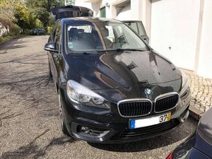 BMW 216 Grand Tourer 7 lugares Fevereiro/17 - à venda -