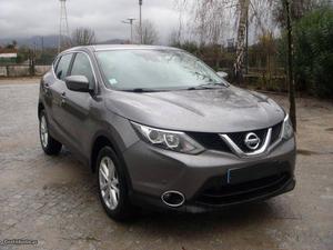 Nissan Qashqai 1.5 DCI B. Edition Março/15 - à venda -