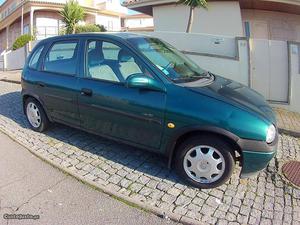 Opel Corsa 1.5 td 5 lugares Outubro/98 - à venda - Ligeiros