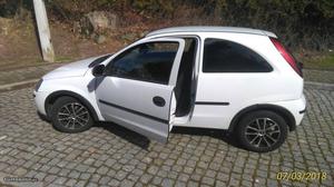 Opel Corsa C 1.3 cdti Outubro/03 - à venda - Comerciais /