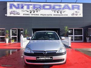 Opel Corsa C 1.7 DTI Maio/01 - à venda - Ligeiros